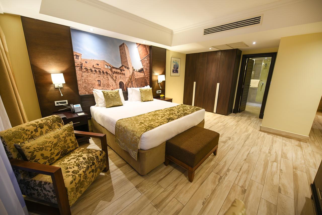 เมสทิล โฮเต็ล แอนด์ เรสซิเดนซ์ Hotel คัมพาลา ภายนอก รูปภาพ
