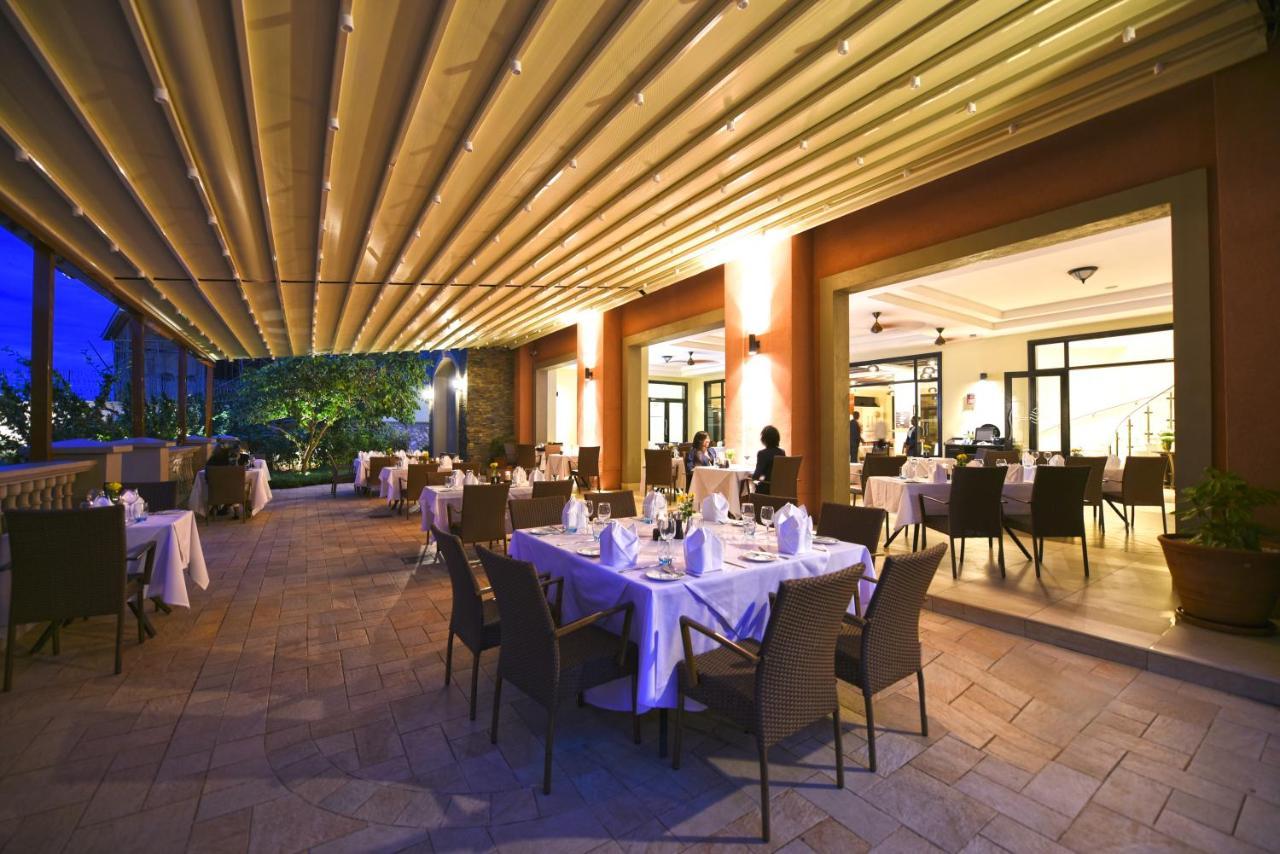 เมสทิล โฮเต็ล แอนด์ เรสซิเดนซ์ Hotel คัมพาลา ภายนอก รูปภาพ